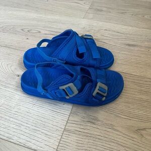 NATIVE Sandals Shoes Slippers C12 12T Toddler